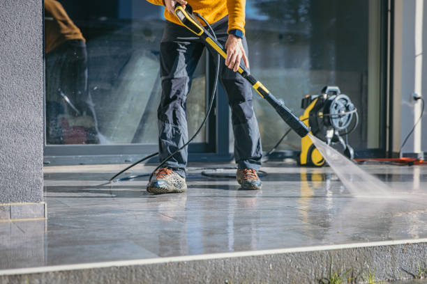 Best Pool Deck Cleaning  in Pelican Bay, TX